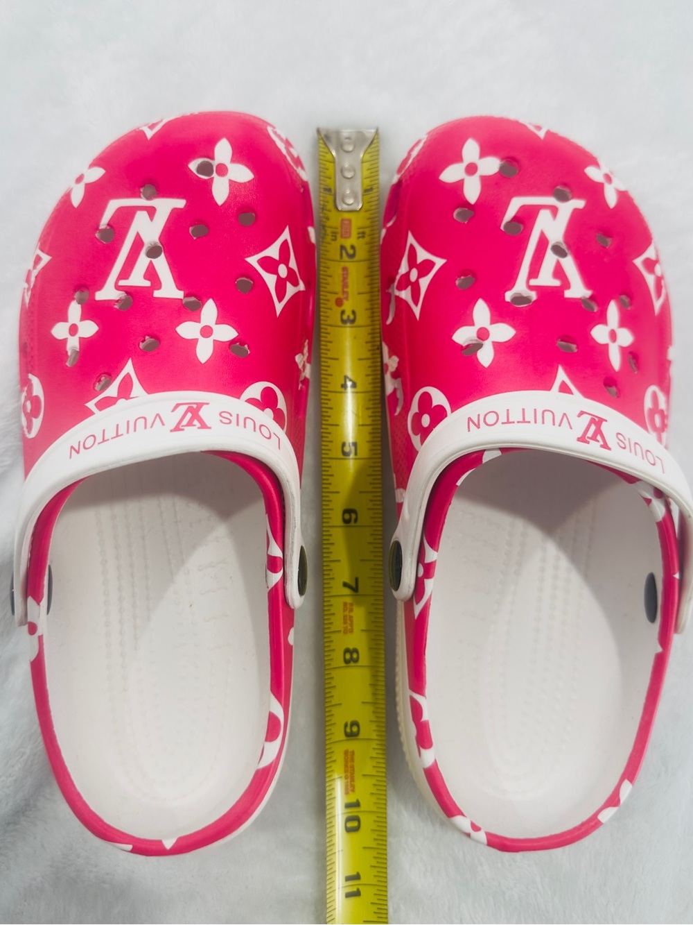 Womans Cute Pink Slip-On Shoes size 39 - 8. Never used